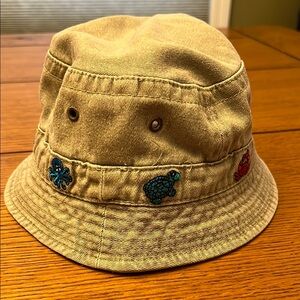 Beige Bucket Hat with Embroidered Patches